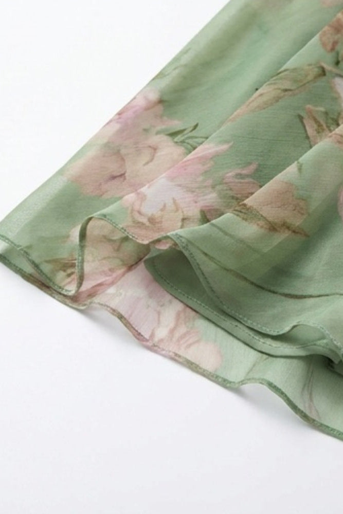 Vestido largo de gasa floral con cuello halter - Morado