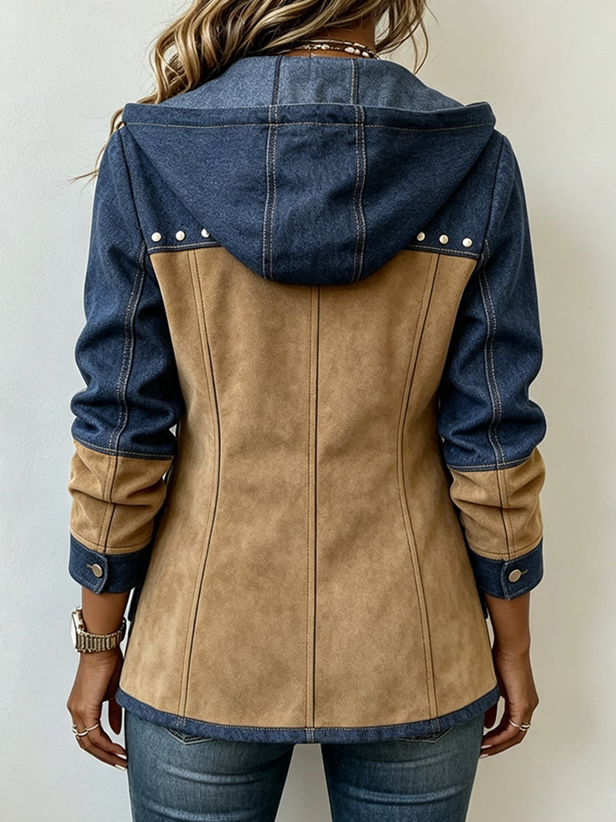 Chaqueta con Capucha Bicolor Marino y Camel de Sira Montero