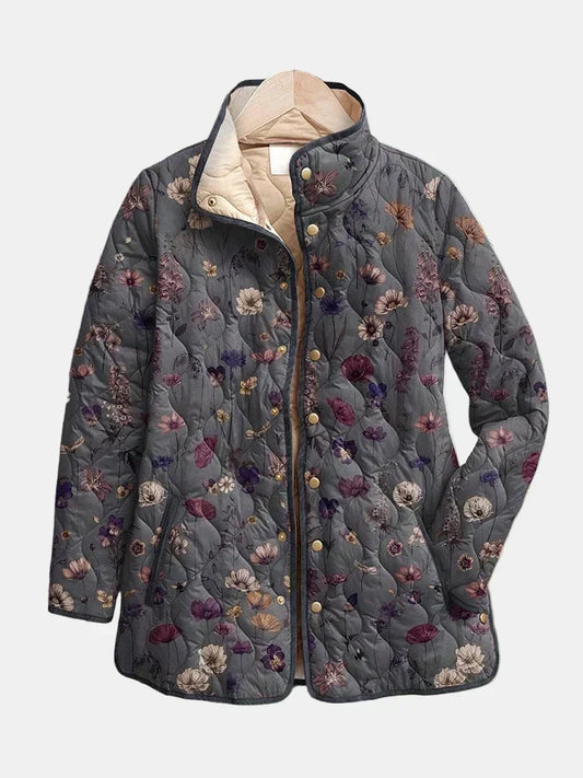 Chaqueta Acolchada Floral en Tonos Suaves de Sira Montero