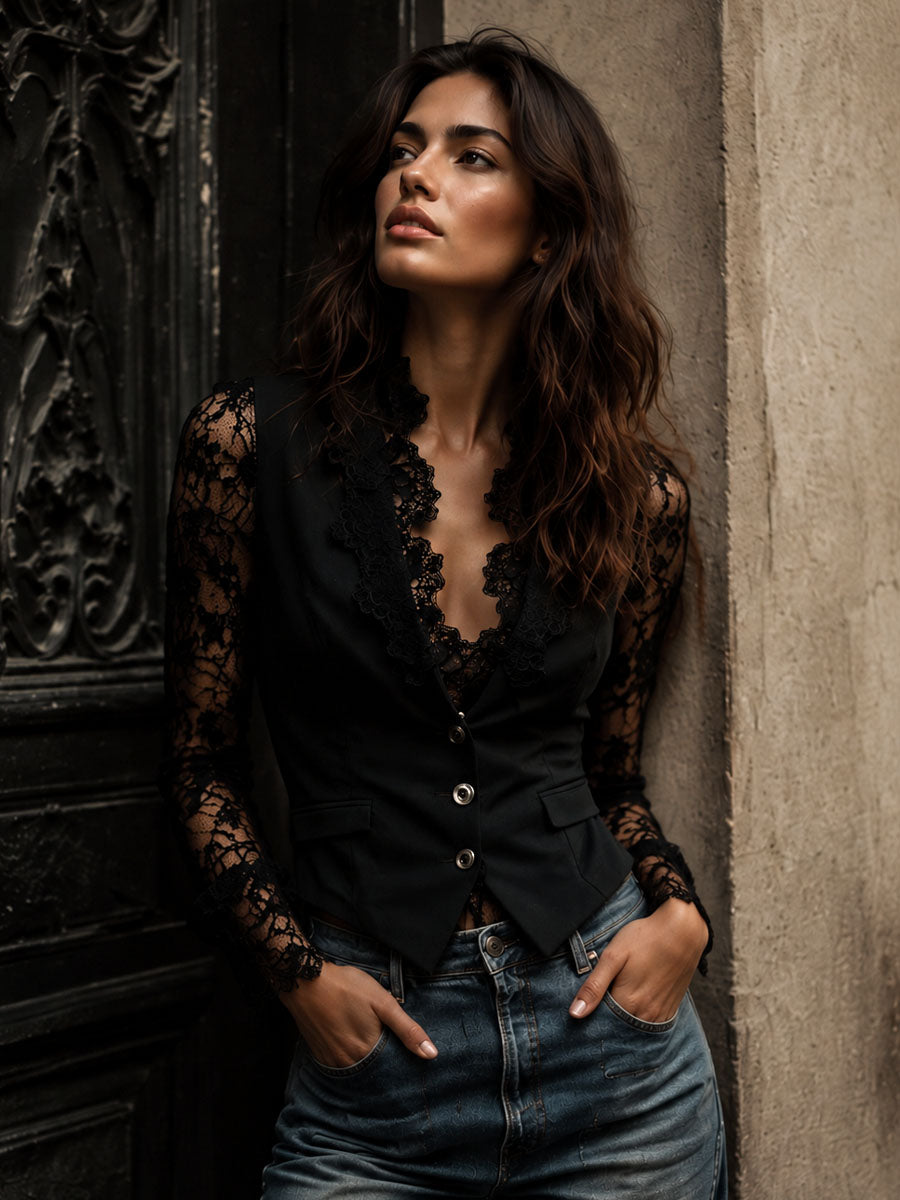Top blazer con mangas semitransparentes en negro de Sira Montero