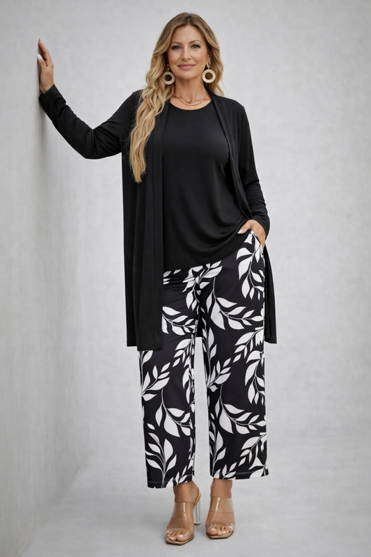Conjunto de Tres Piezas · Blanco y Negro de Sira Montero