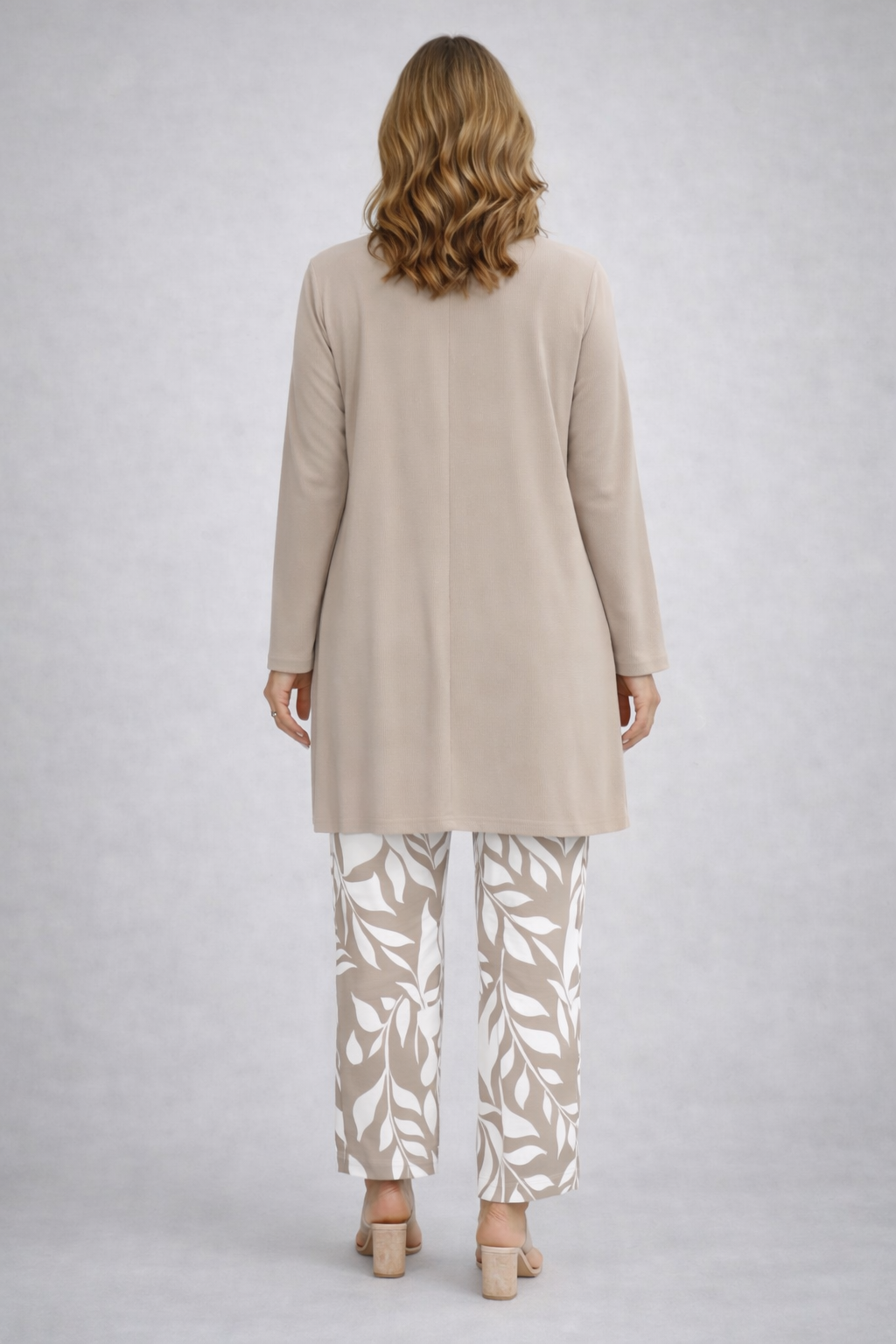 Conjunto de Tres Piezas · Crema de Sira Montero