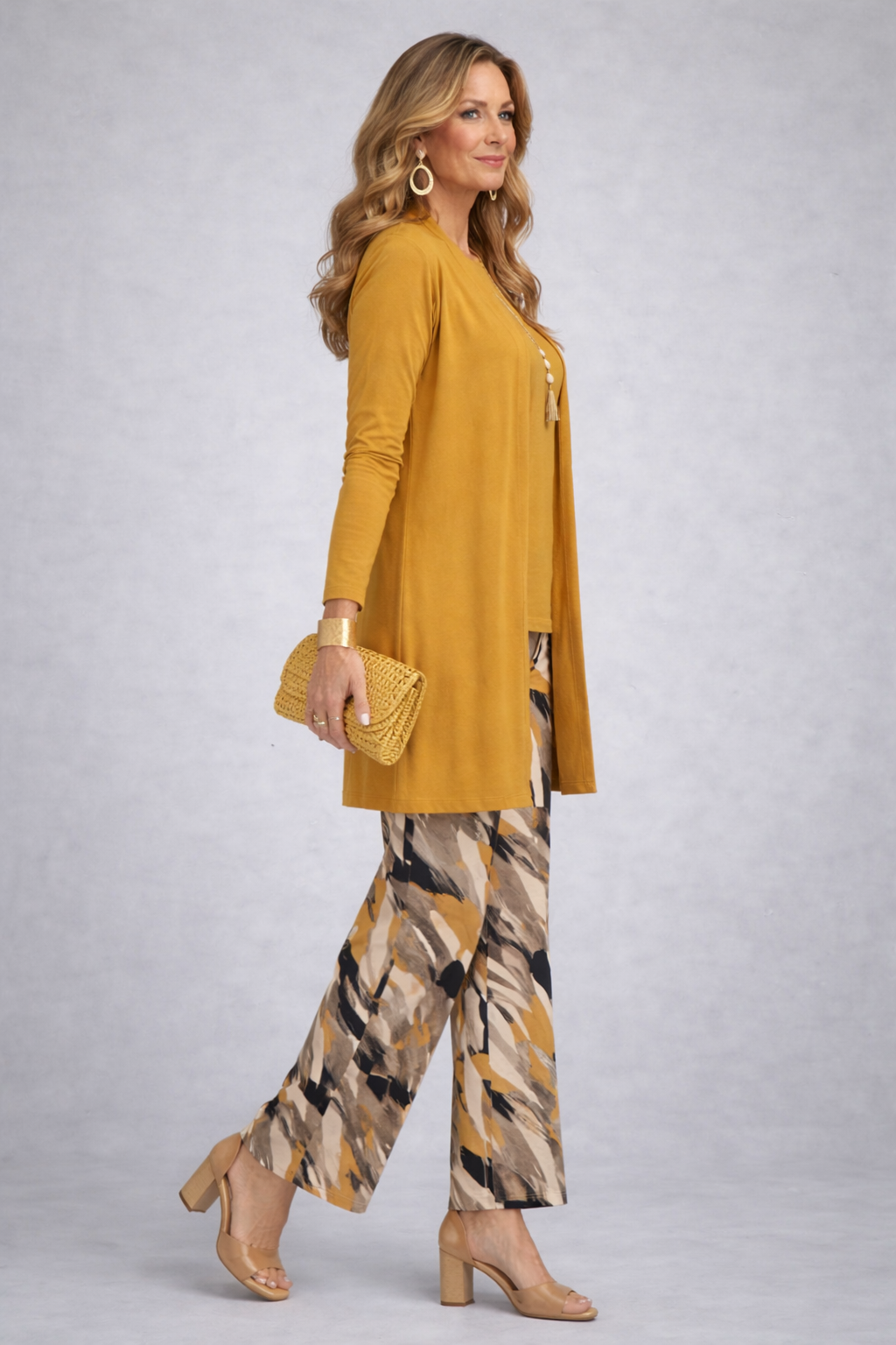 Conjunto de Tres Piezas · Amarillo de Sira Montero