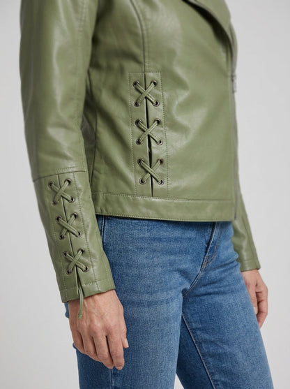 Chaqueta de Polipiel con Cremalleras Decorativas de Sira Montero