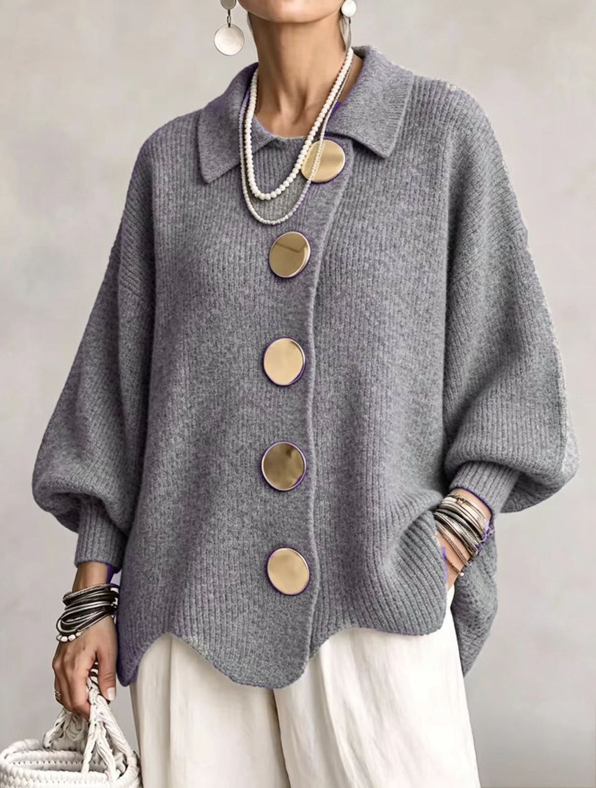 Cárdigan oversize con botones metálicos de Sira Montero