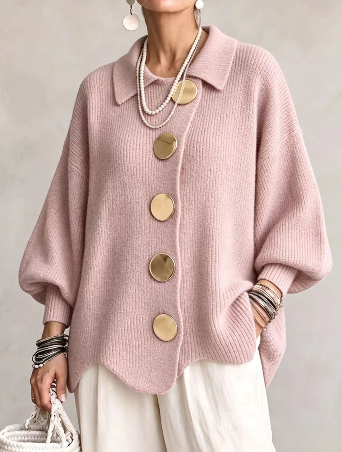 Cárdigan oversize con botones metálicos de Sira Montero