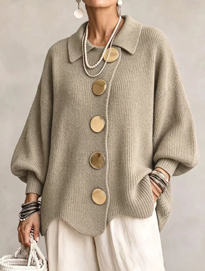 Cárdigan oversize con botones metálicos de Sira Montero