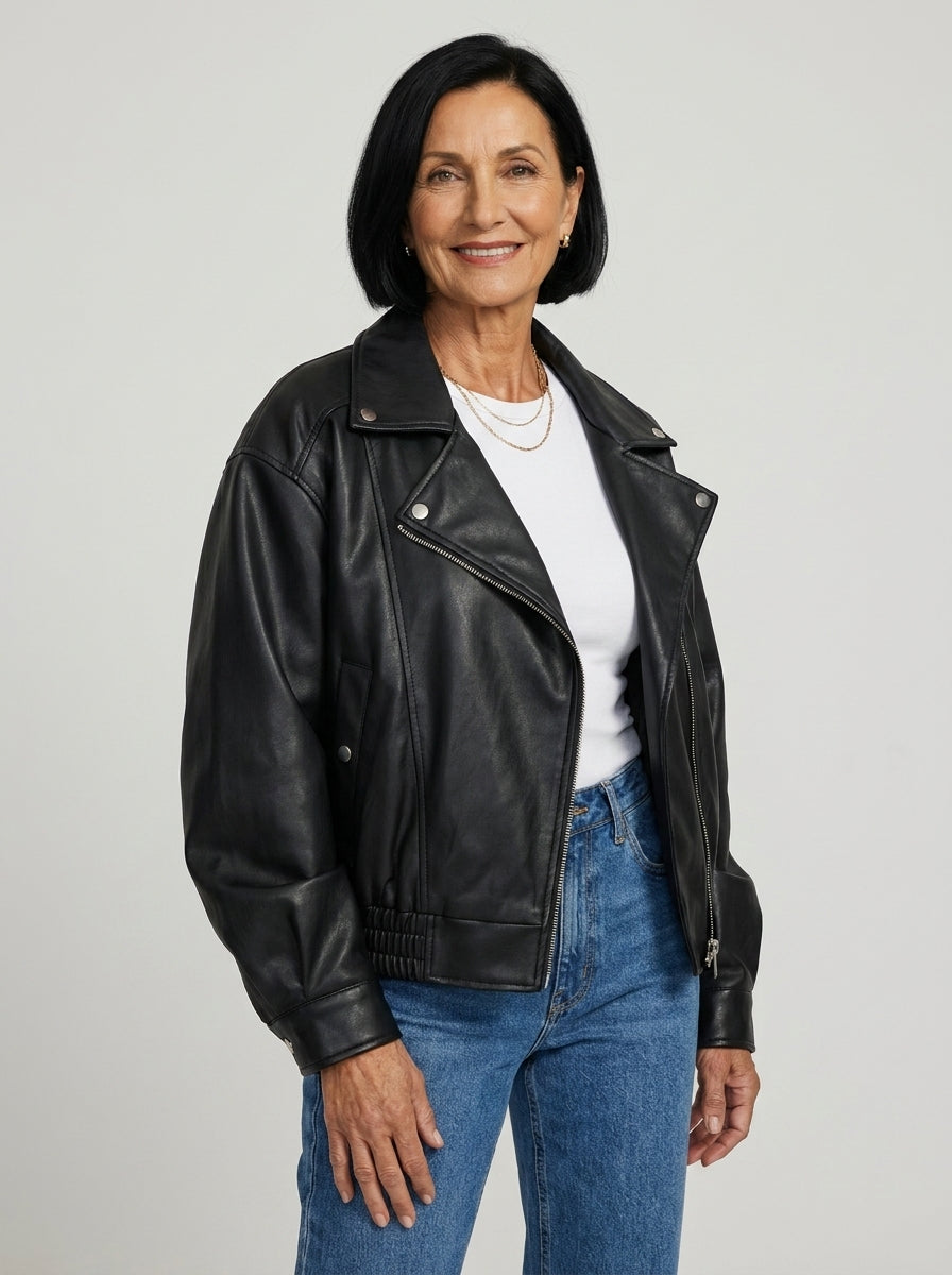 Chaqueta Oversize de Polipiel con Cuello Alto de Sira Montero