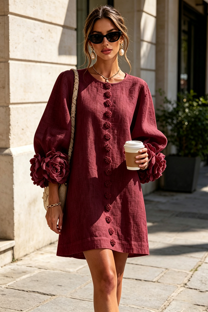 SIRA MONTERO | Vestido mini de lino con puños anudados y botones florales - Burdeos