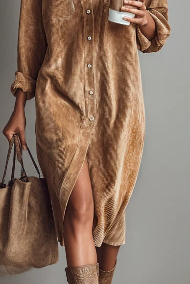 Vestido midi de pana con bolsillos - Marrón