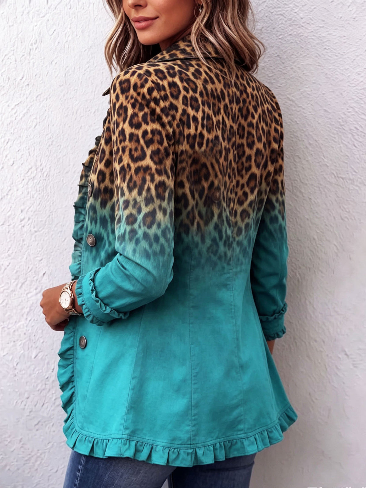 Chaqueta Blazer de Leopardo Degradado con Volantes de Sira Montero