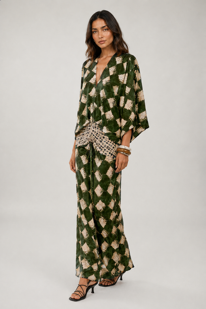 Vestido largo de mosaico con mangas kimono de Sira Montero